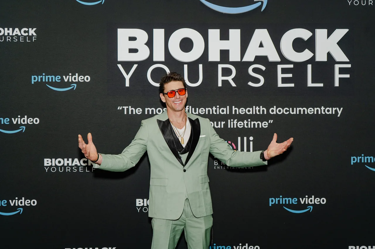 Anthony Lolli at the premiere wall